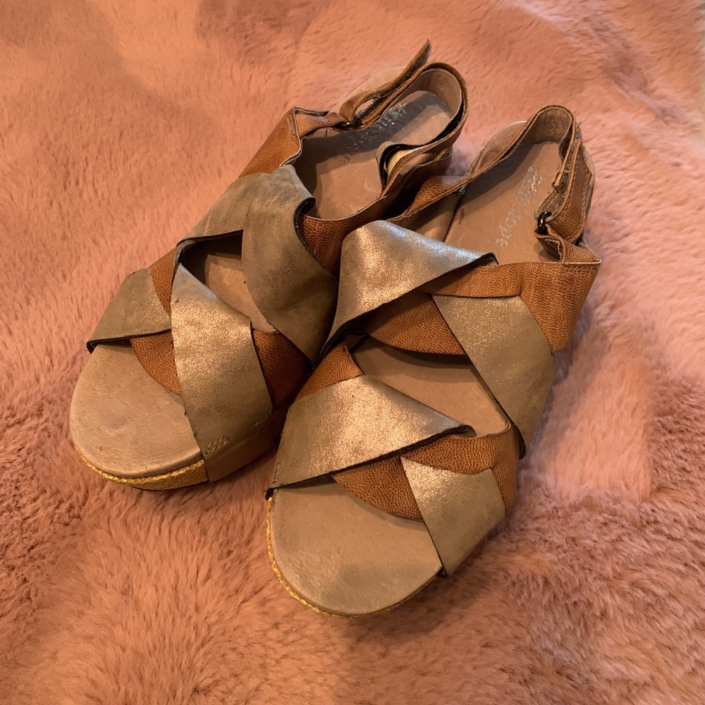 Antelope Shoes